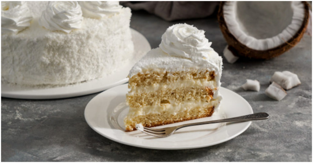 Prepara esta exquisita torta tres leches para que deleites tu paladar