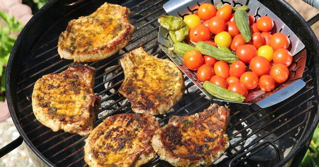 Chuletas asadas a la parrilla