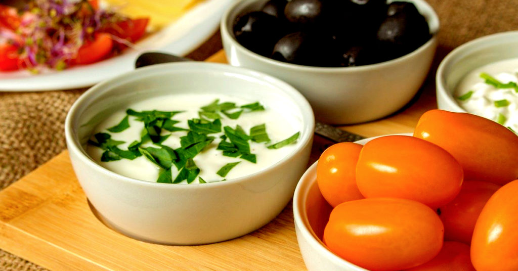 Salsa de cebolla y perejil: intenta esta receta básica y úsala en tus snacks favoritos