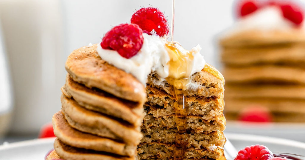 Cómo hacer panqueques saludables de avena: esta receta no lleva huevo ni aditivos