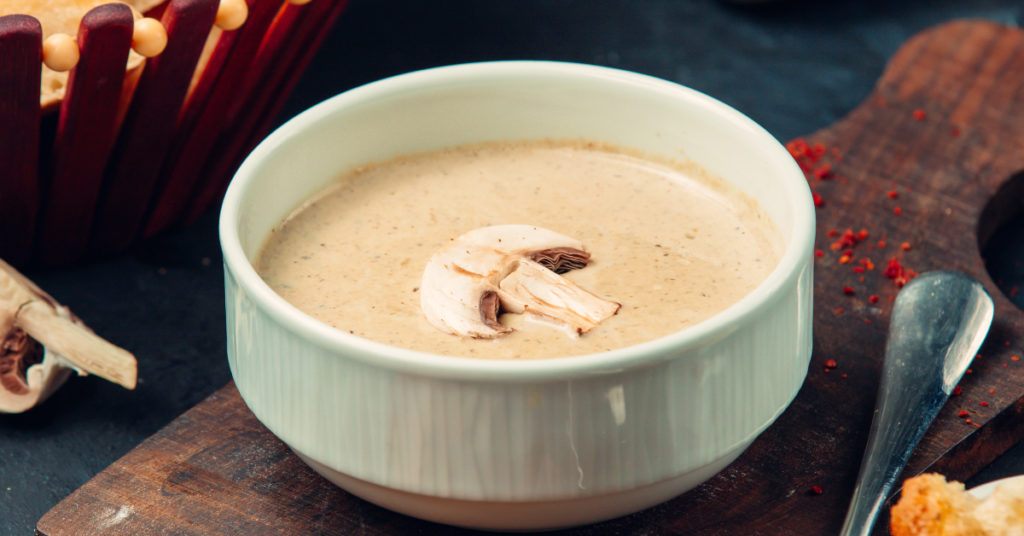 Crema de champiñones para comer más sano y delicioso