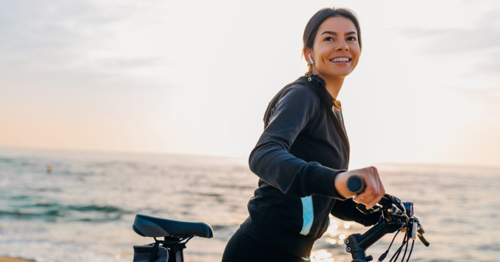 Manejar bicicleta: el mejor ejercicio para tonificar, quemar calorías y reducir el estrés