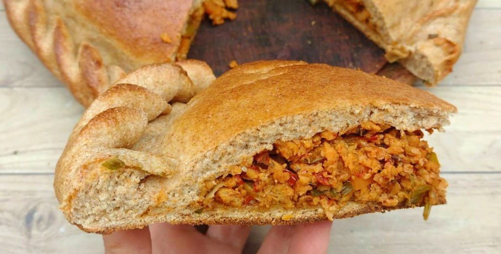 Empanada gallega de pollo: realiza esta sabrosa comida al horno en 4 pasos