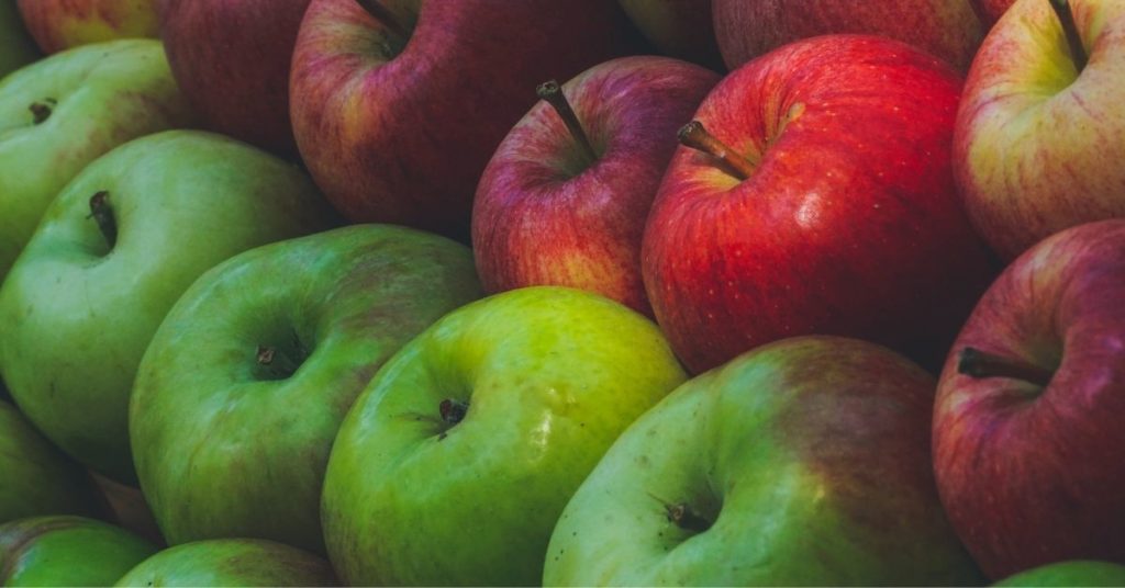 ¿Cuál es la opción más saludable: manzana roja o verde?